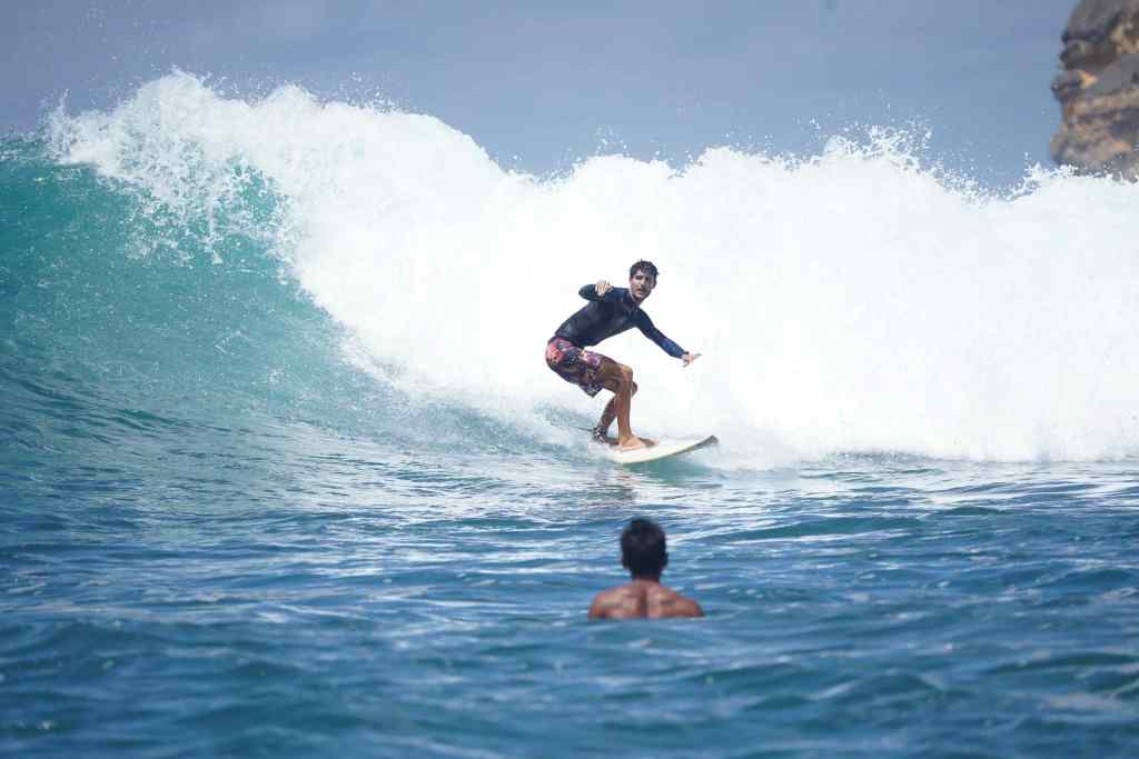 Independent Surfer Surf Coaching