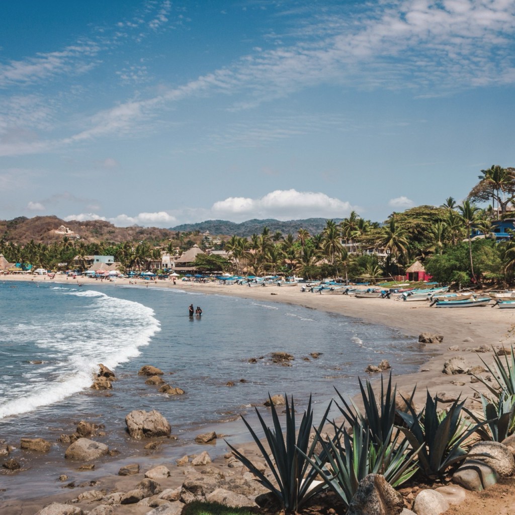 Suring Sayullita. Mexico